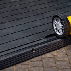 7' X 9' Keter Premier Plastic Garden Shed (2.28m X 2.87m) -Zen Gardenia Sales 6 255235 7x9 keter premier feature2 min