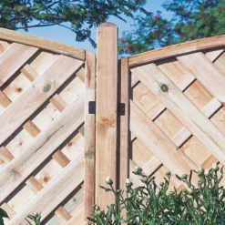 7'11" X 3.5" X 3.5" Forest Planed Fence Post (2400mm X 90mm X 90mm) -Zen Gardenia Sales fence post 5ftx2in