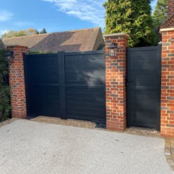 Exeter Premium Aluminium Driveway Double Gates - Black -Zen Gardenia Sales rmg002dgblack exeter premium aluminium double swing gate insitu7 min 1