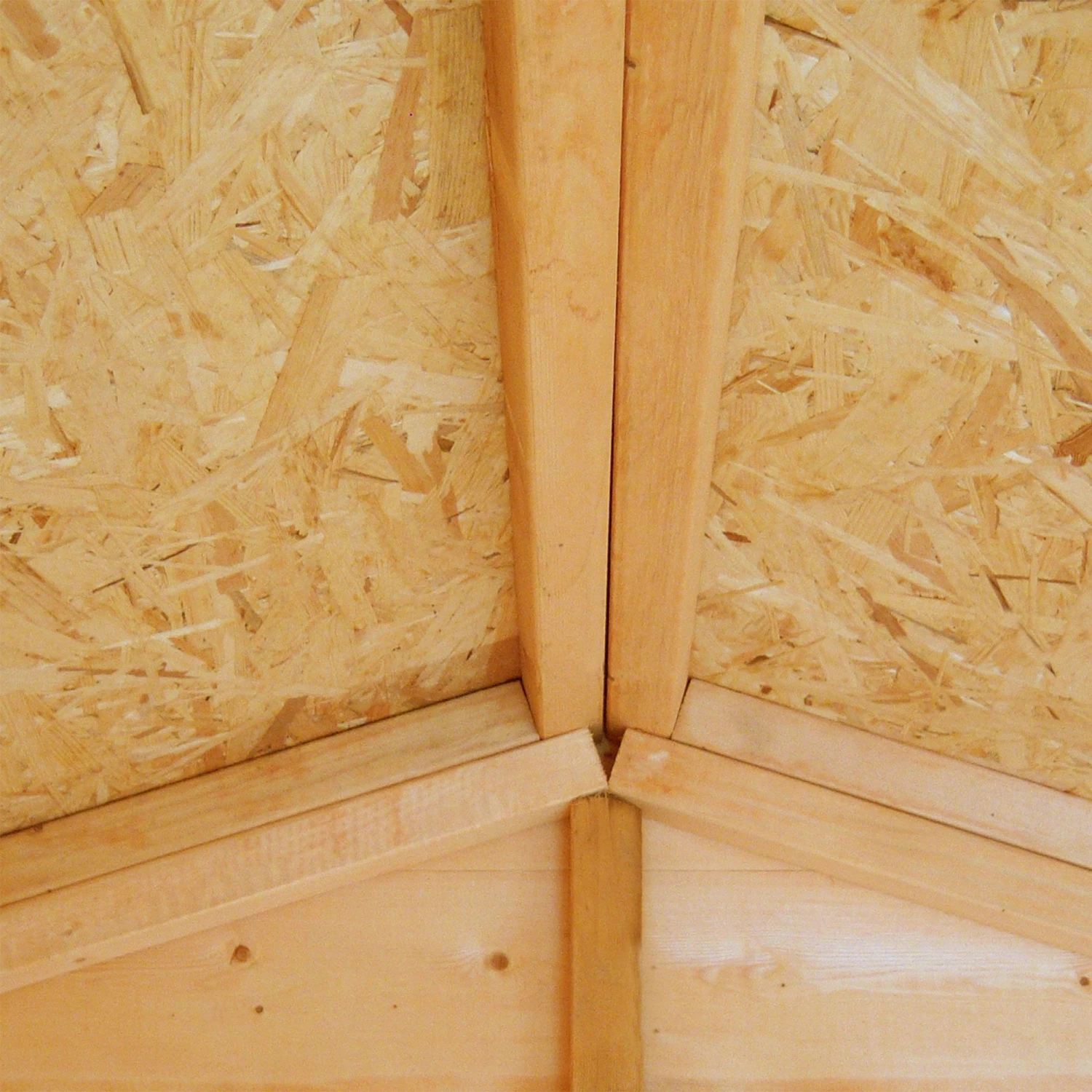 6'9 X 6'6 Shire Alderney Double Door Wooden Garden Shed (2.05m X 1.98m) 12 6'9 X 6'6 Shire Alderney Double Door Wooden Garden Shed (2.05m X 1.98m) - Image 10